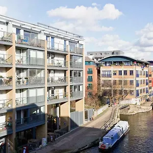  Privatunterkunft Modern In Central Großbritannien